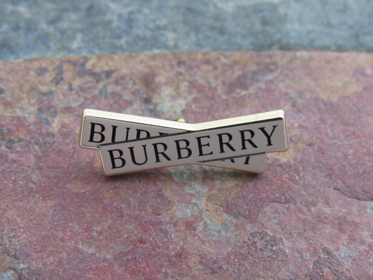 Authentic Burberry Street Sign London Pin Brooch!
