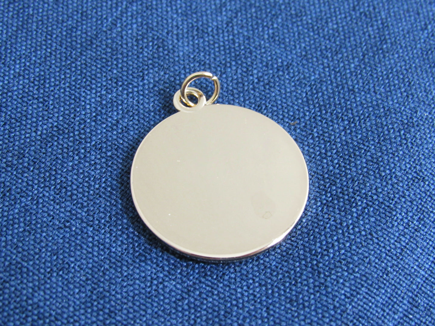 Louis Vuitton Trunks 25mm Black And Gold Tone Zipper Pull Charm!