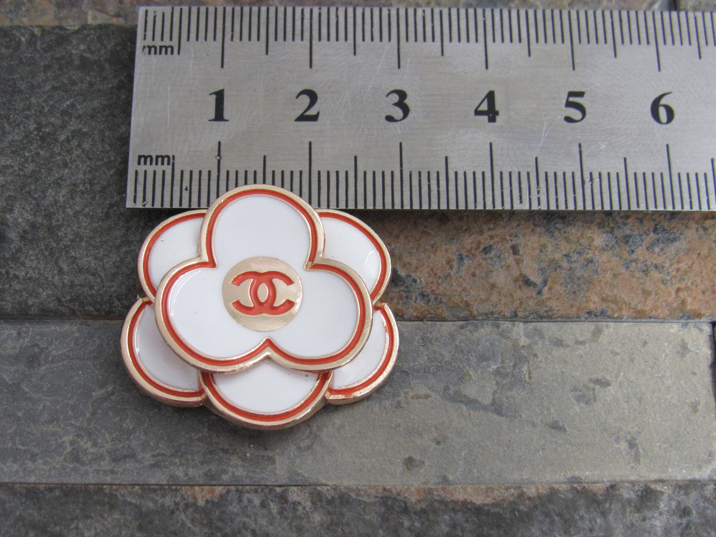 Chanel Big Flower White Pink Gold Tone CC Zipper Charm!