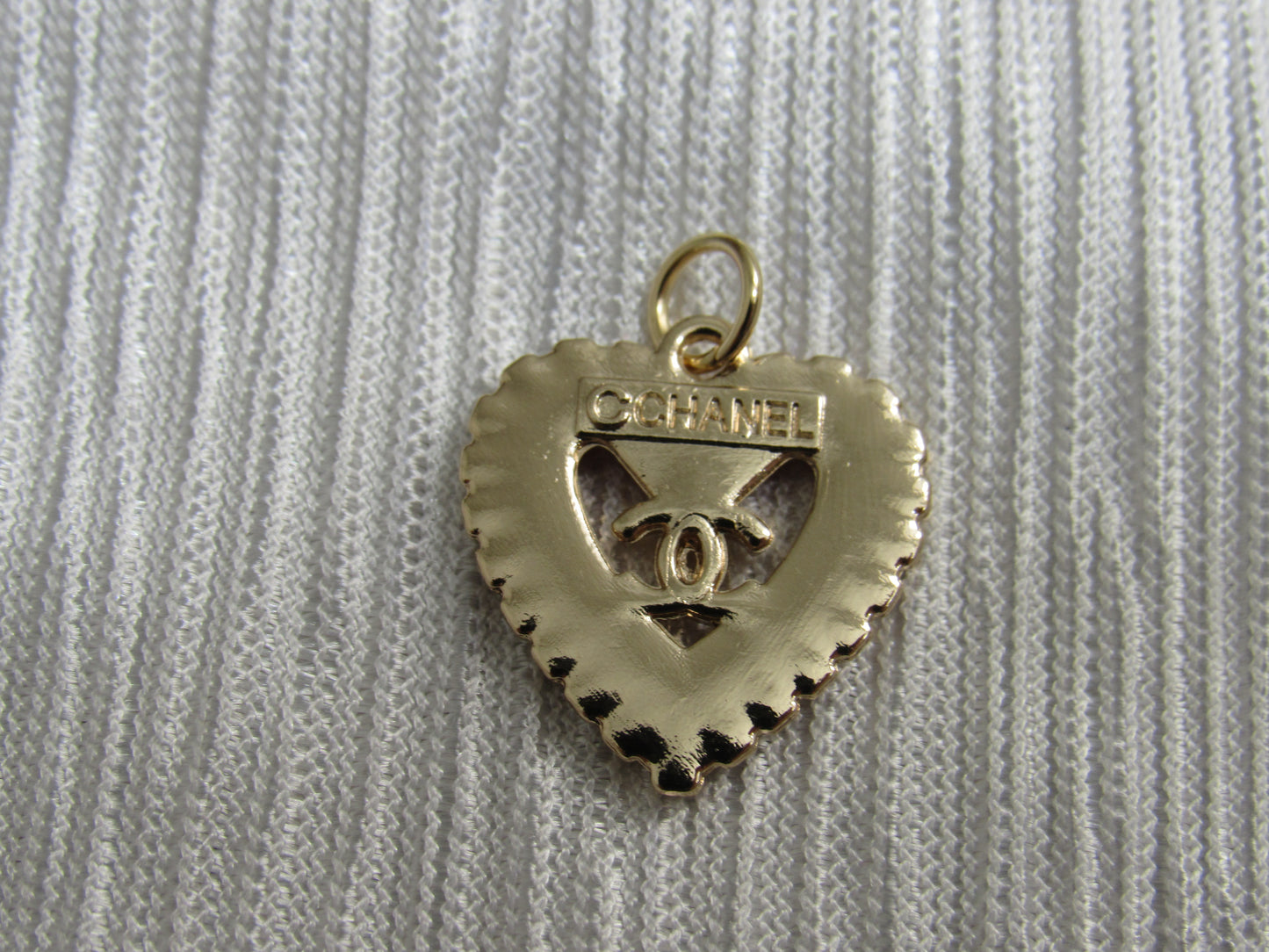 Chanel Gold Tone Red And Black Rhinestone Heart Zipper Pull Charm!
