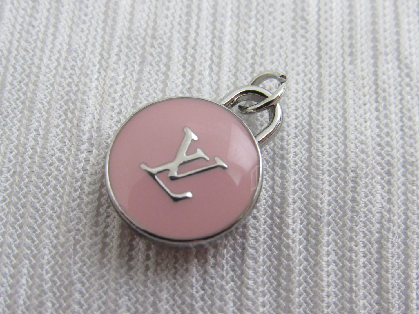 Louis Vuitton 15mm Oval Double Sided Pink And Silver Zipper Pull Charm!