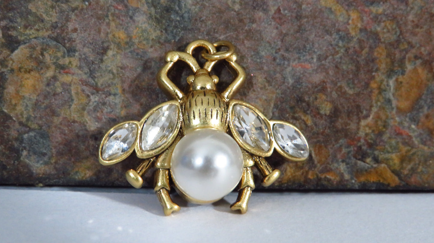 Gucci Unstamped Swarovski Crystal Beautiful Honey Bee Charm!