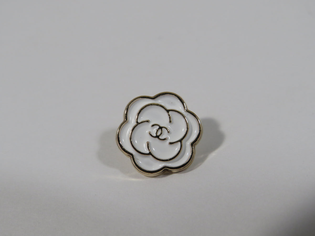 Chanel CC Mini White Flower Button 12mm!