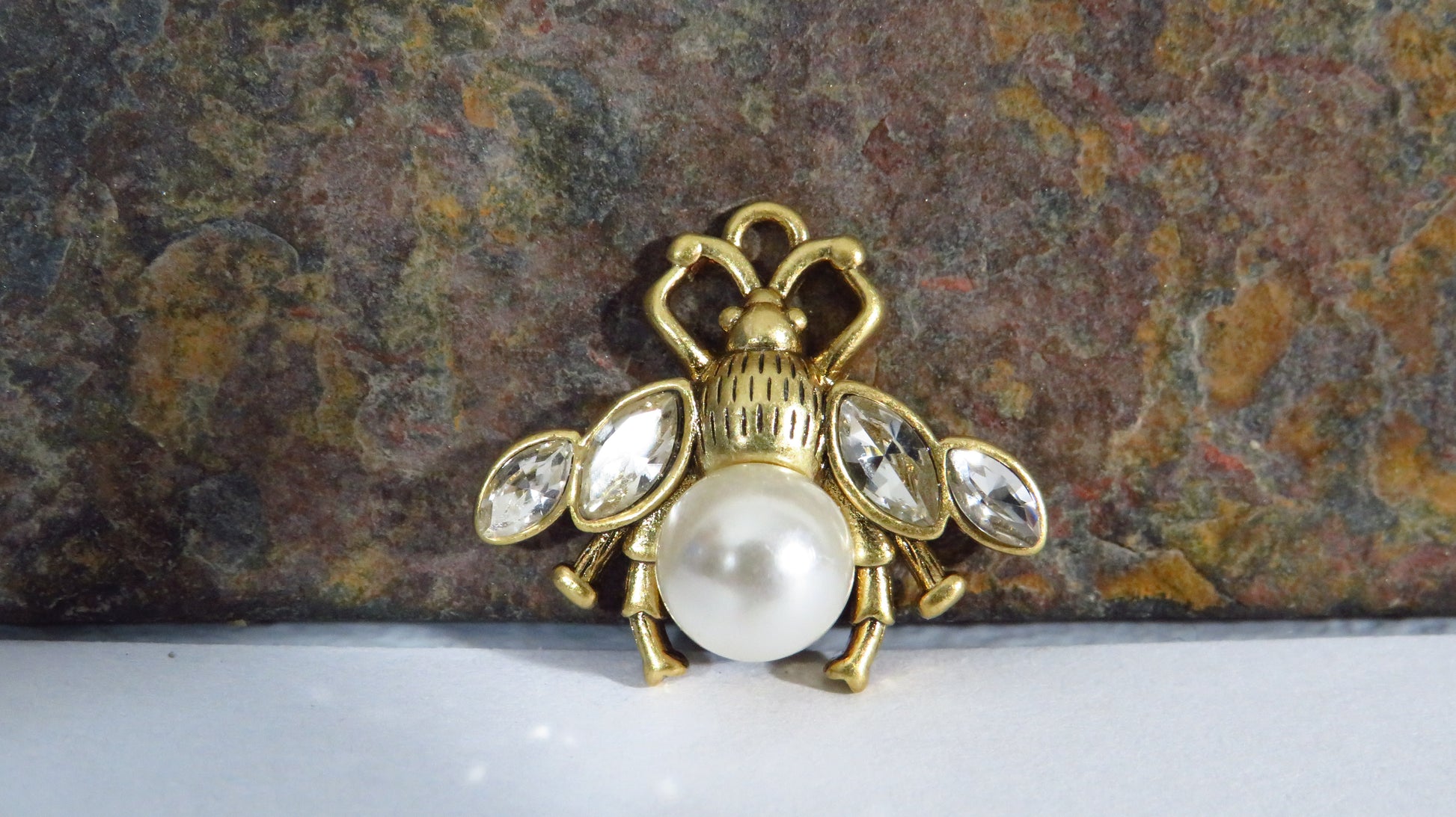 Gucci bee charm