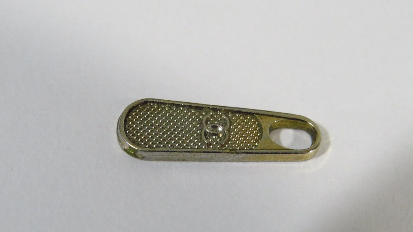 Vintage Chanel zipper
