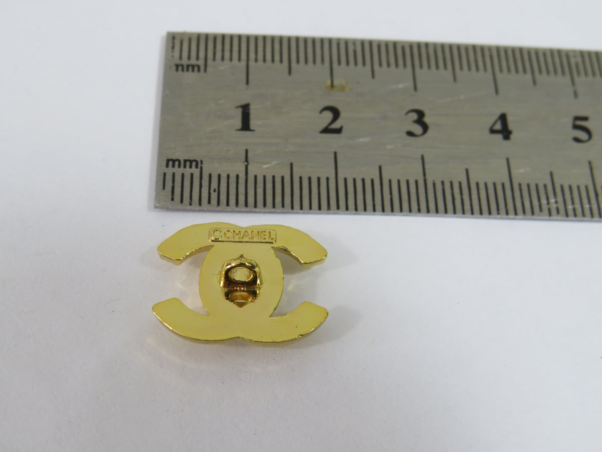 Vintage Chanel Gold Tone CC Button Stamped 18mm!