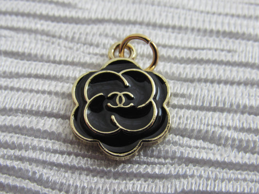 Chanel Black And Gold Acrylic Flower Mini Charm Zipper Pull!