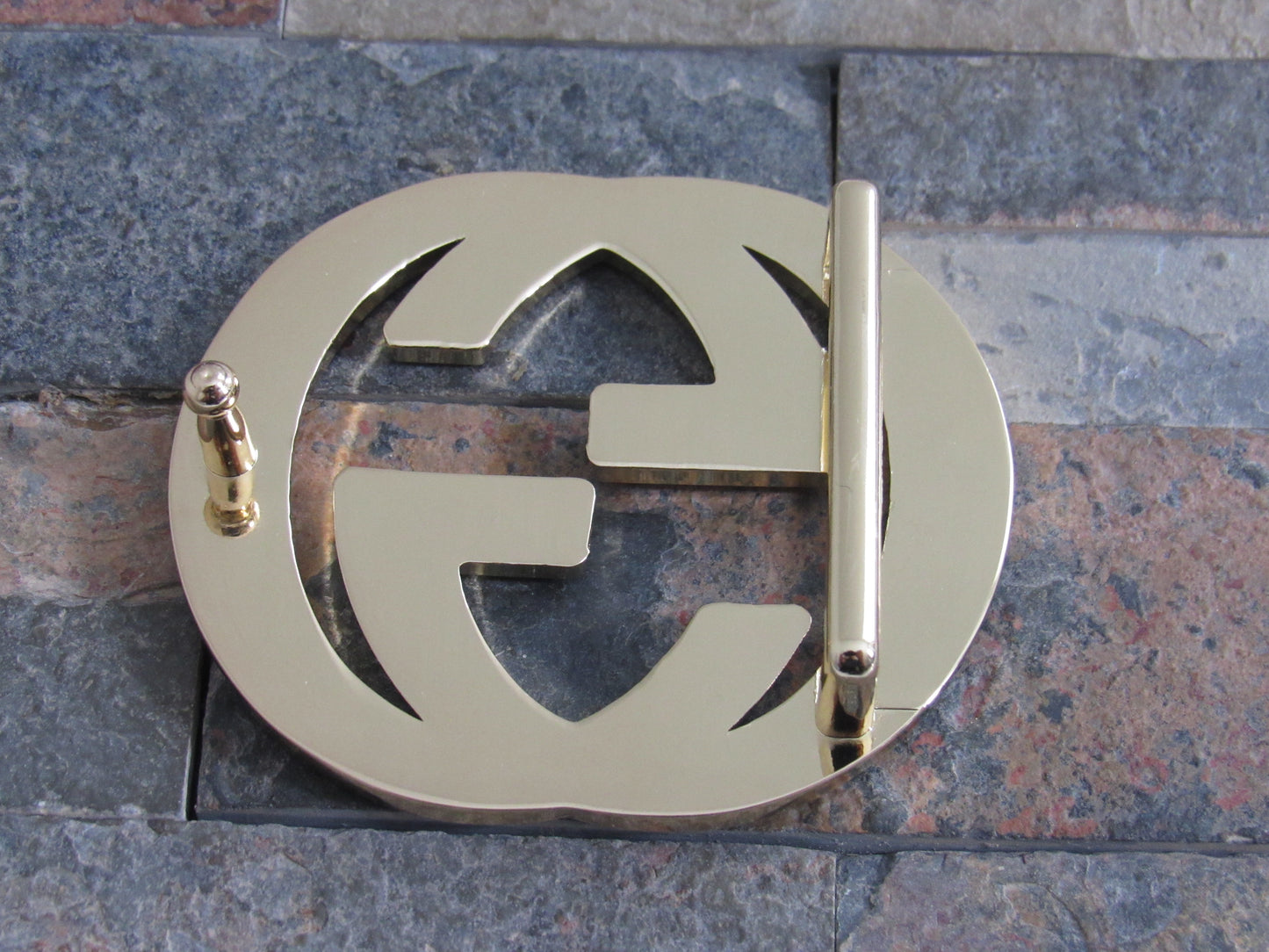 Gucci Gold Interlocking G Belt Buckle!