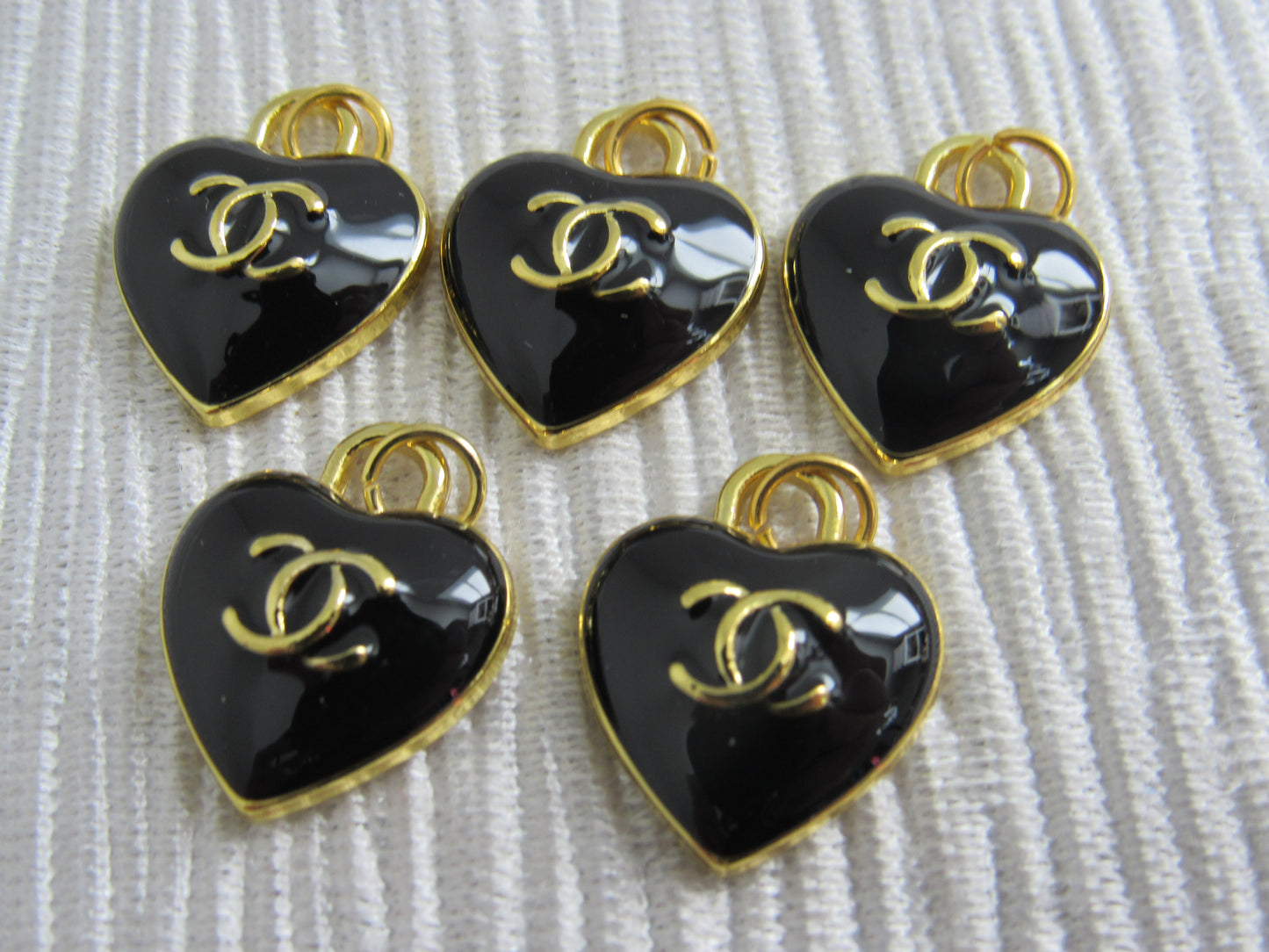 Lot Of 5 Chanel Black And Gold Heart Zipper Pull Charms!