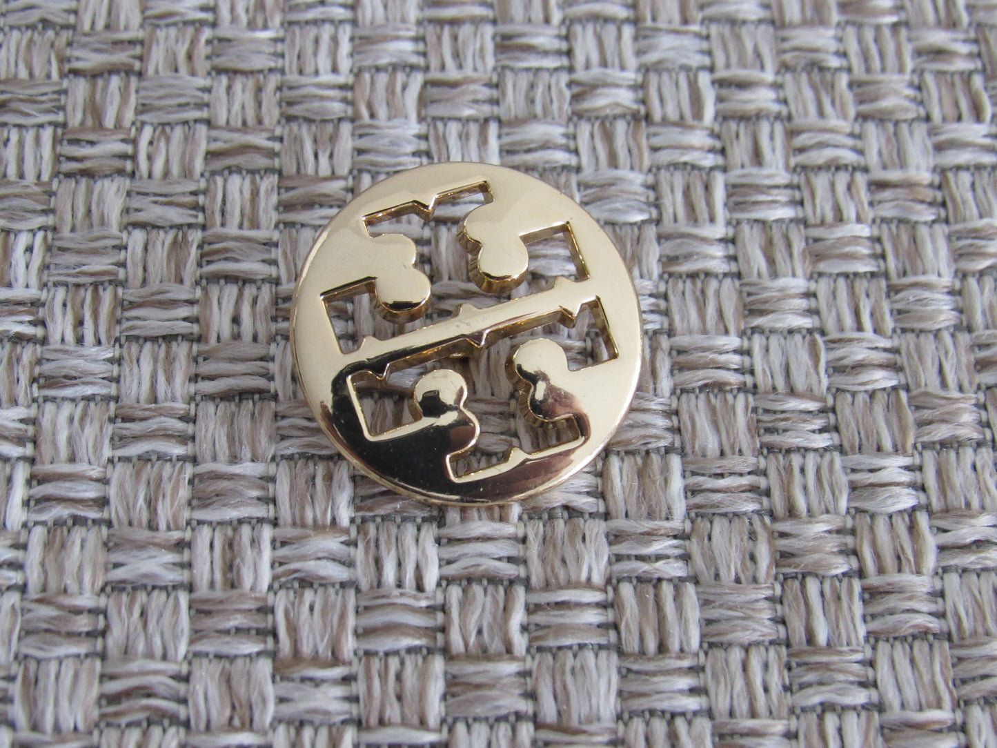 Tory Burch Gold Button 25mm!