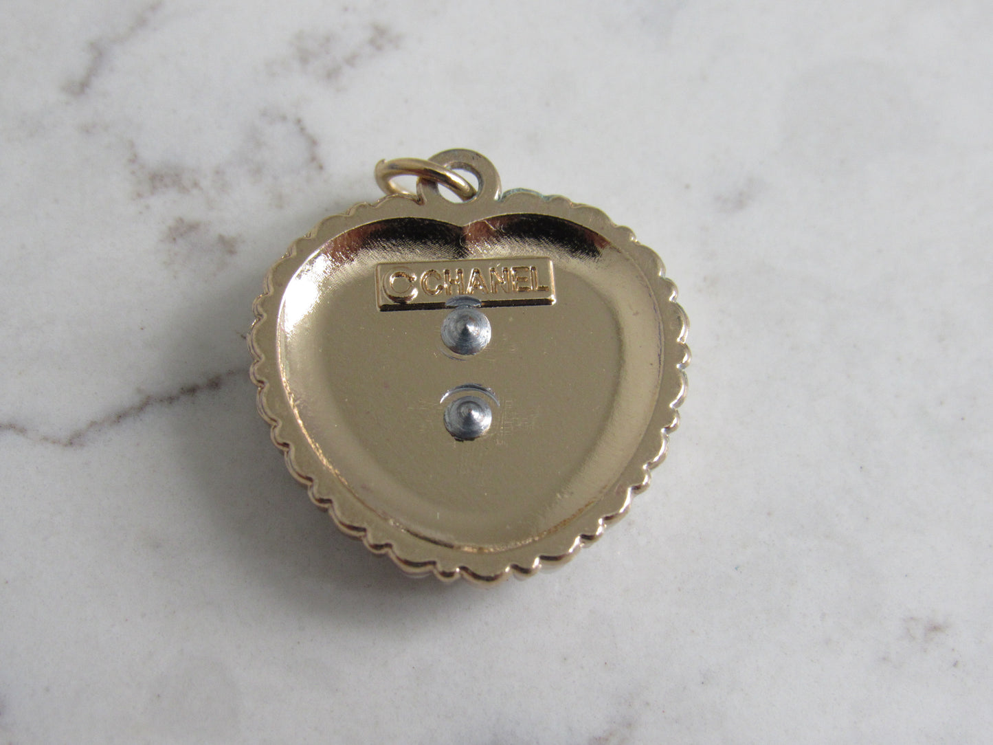 Retro Chanel Pearl Lined White And Gold Tone Heart Charm Zipper Pull!