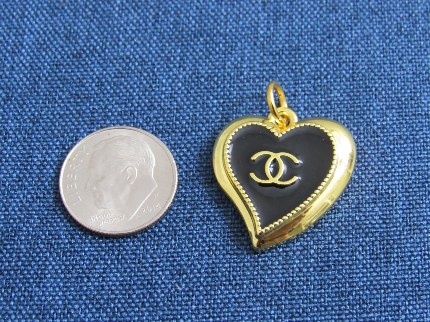 Chanel Retro Black And Gold Abstract Heart Zipper Pull Charm Stamped!