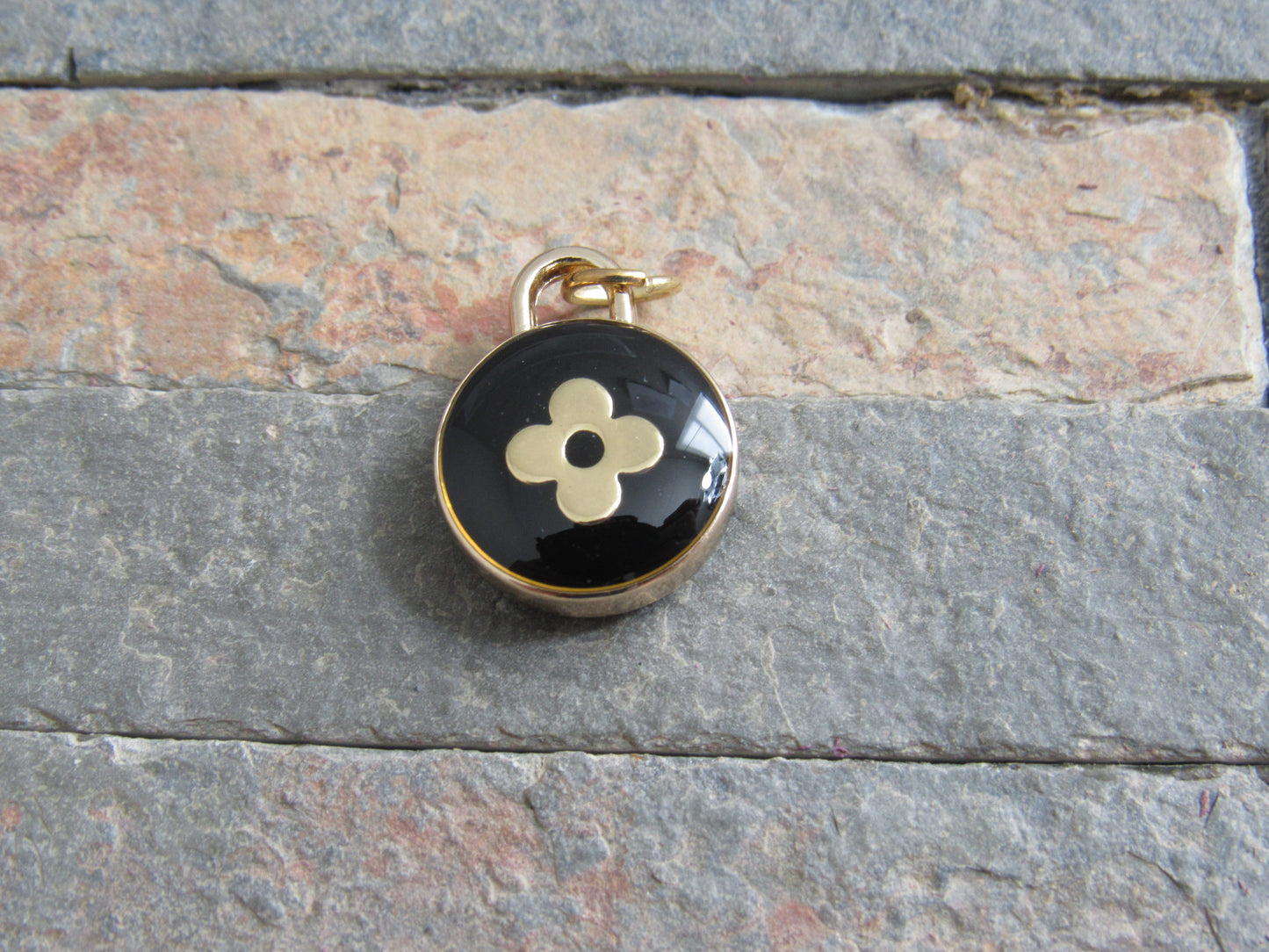 Louis Vuitton Black And Gold Clover Zipper Pull Charm Double Sides!