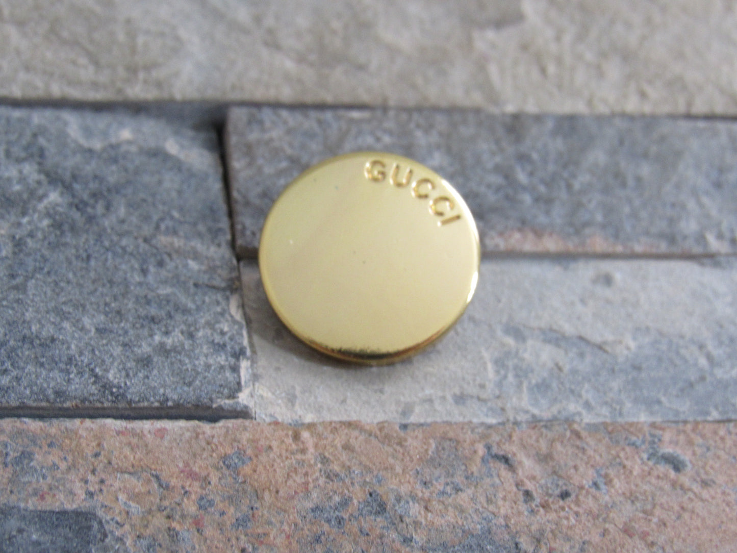 Gucci Gold Tone 20mm Engraved Button!