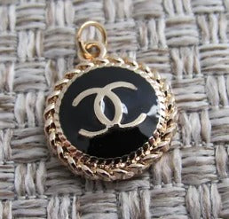 Chanel Retro Oval Black and Gold Tone Zipper Pull Charm Stamped!