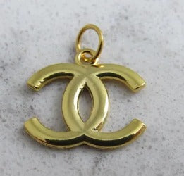 Chanel Vintage Gold CC Zipper Pull Charm!